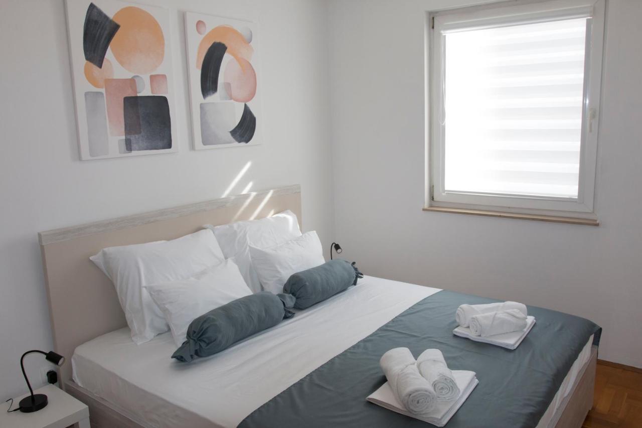 Memories Apartment Mostar Bagian luar foto